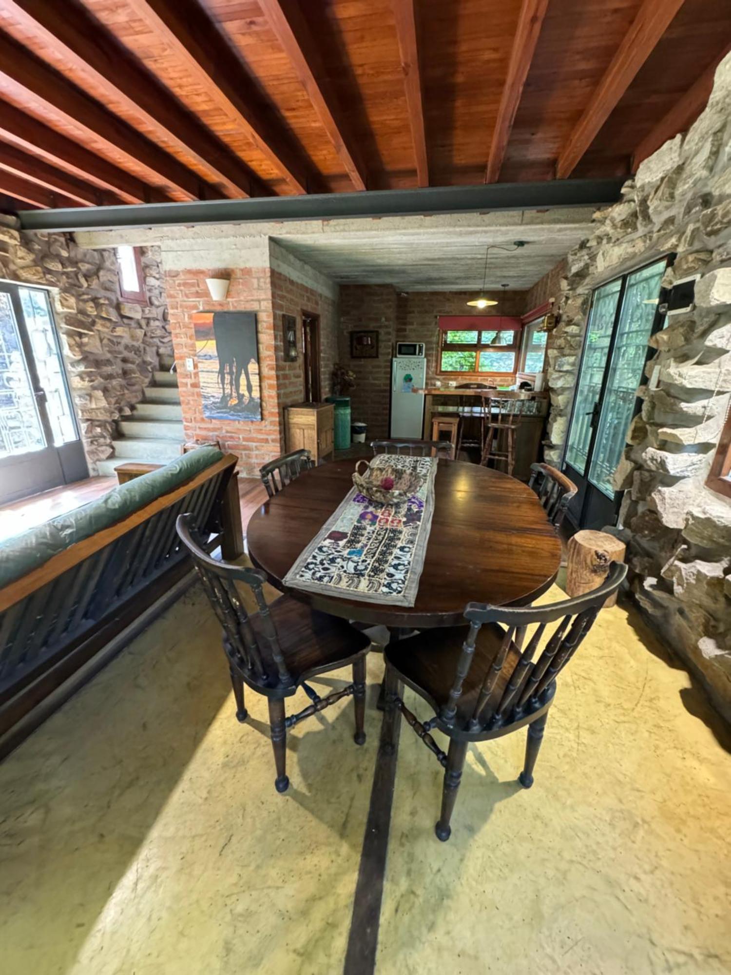 Lodge Arehue *